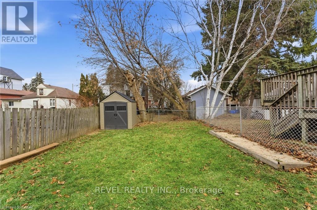 140 Royal Avenue, Hamilton, ON - Outdoor