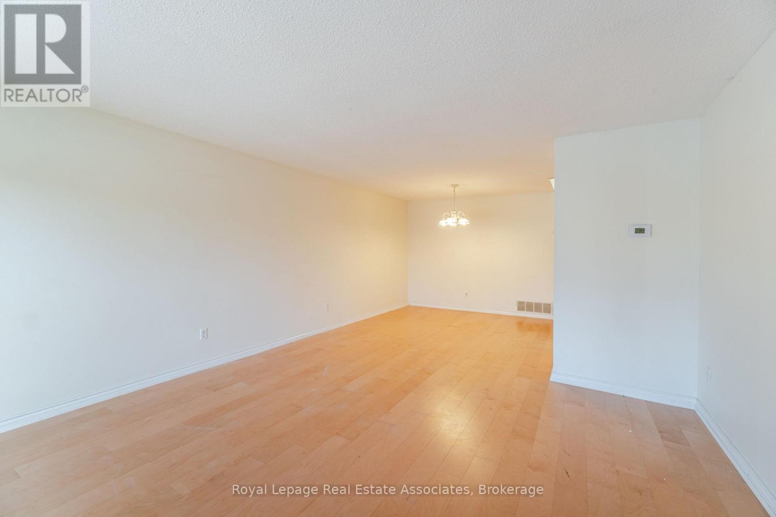 3301 Tallmast Crescent, Mississauga, ON - Indoor Photo Showing Other Room