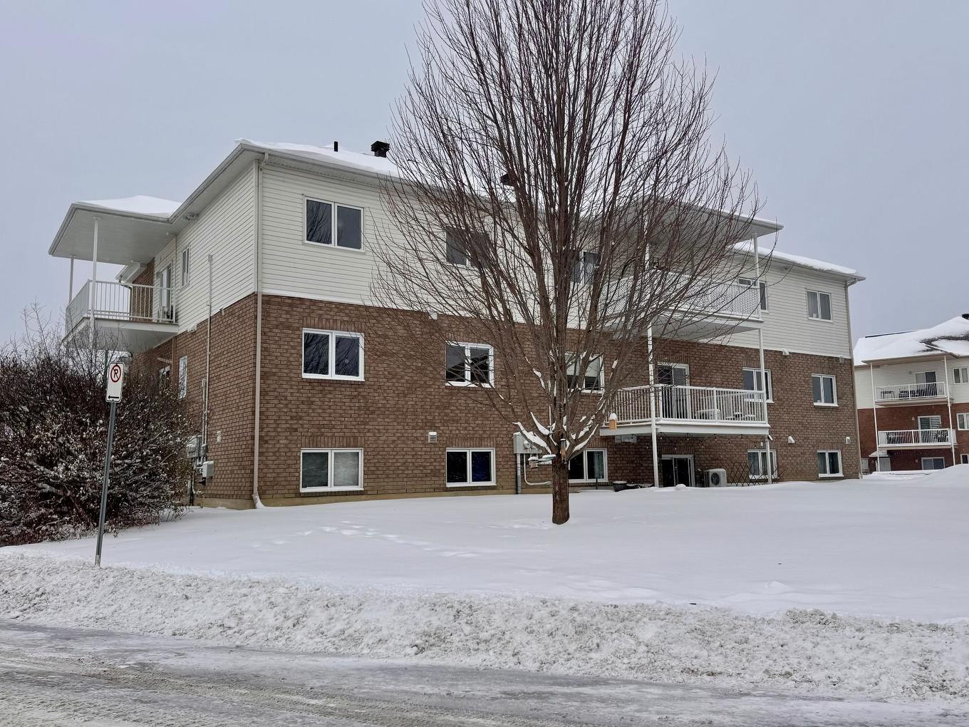 Face arrière - 3-209 Boul. D'Europe, Gatineau (Aylmer), QC - Outdoor With Balcony