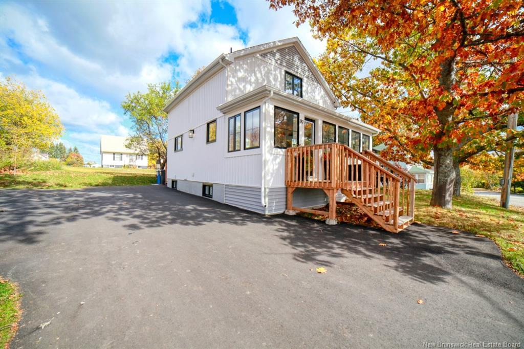 89 Young St, Bathurst, NB