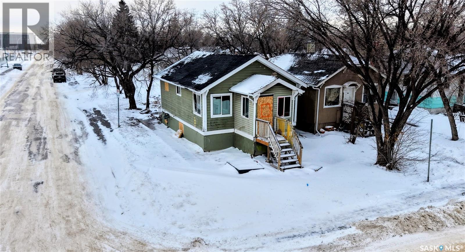 1578 Elphinstone Street, Regina, SK - Outdoor