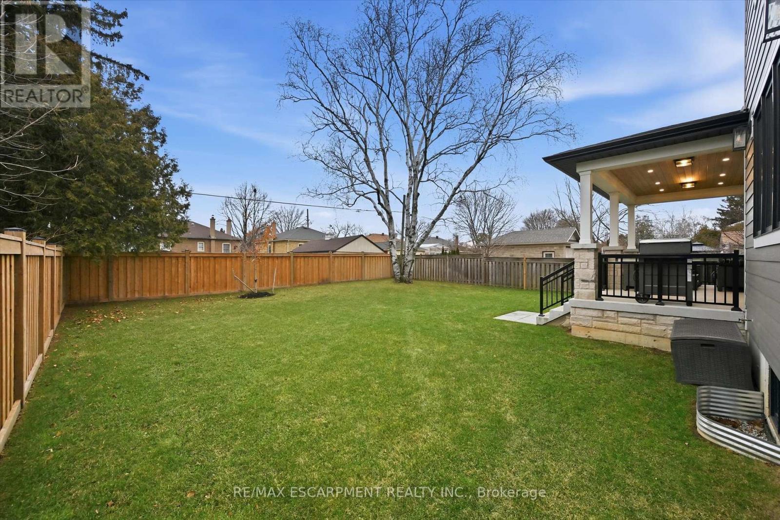 2229 Tallman Avenue, Burlington, ON - Outdoor With Backyard