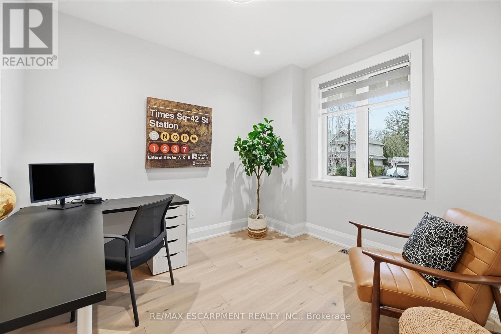 2229 Tallman Avenue, Burlington, ON - Indoor Photo Showing Office