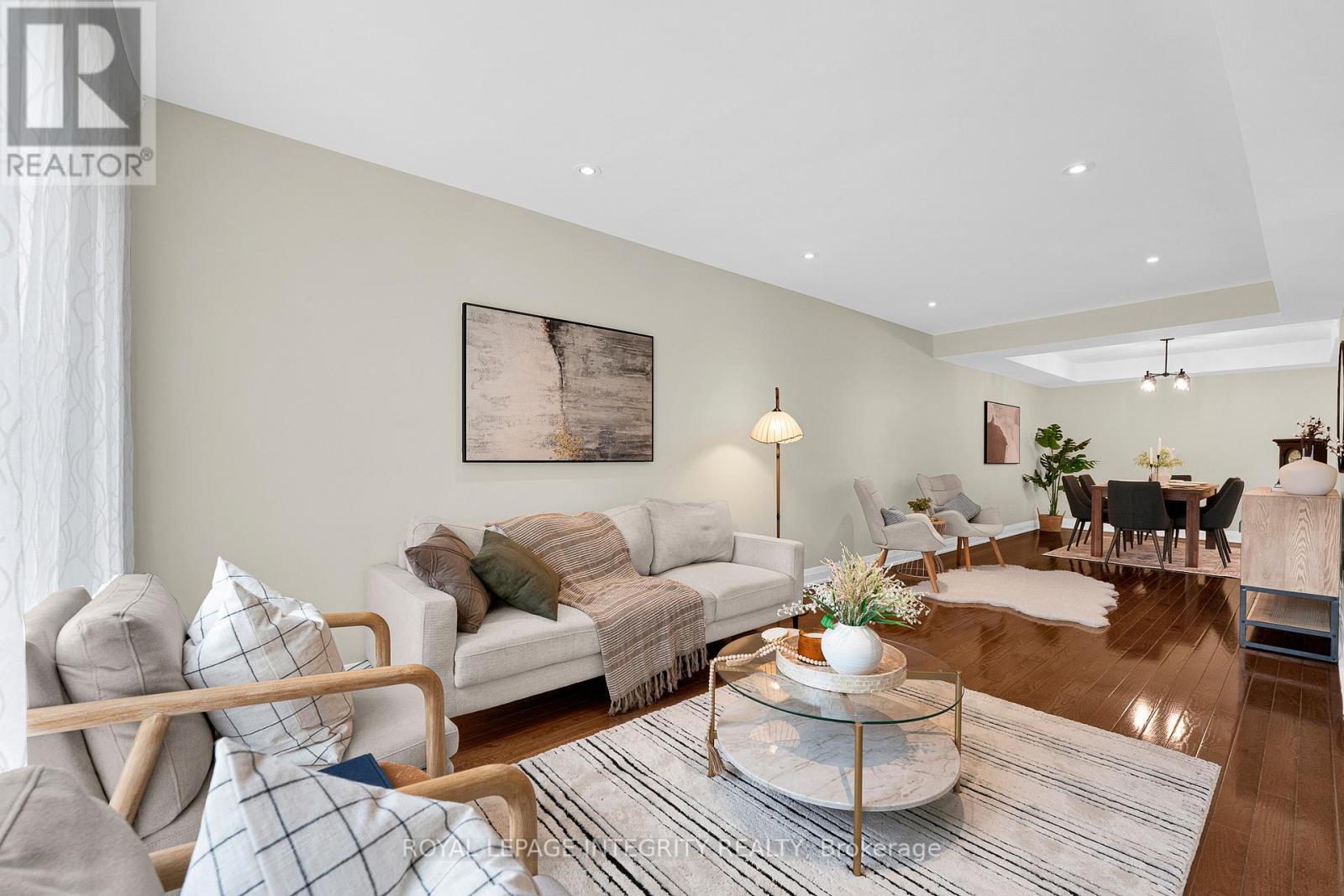 A - 251 Glynn Avenue, Ottawa, ON - Indoor Photo Showing Living Room