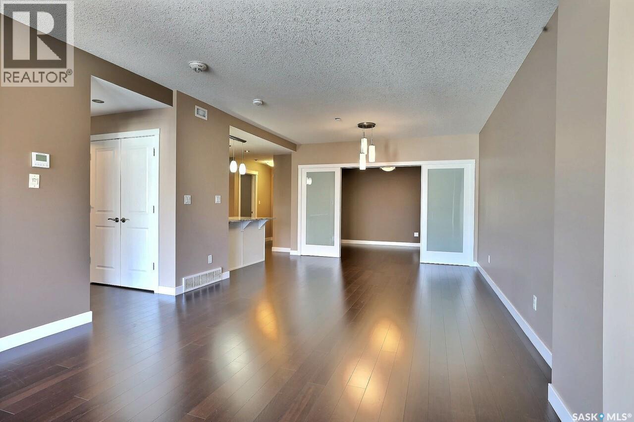 207 2300 Broad Street, Regina, SK - Indoor