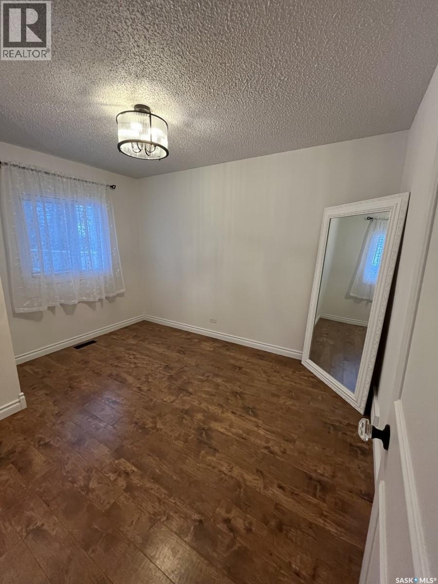218 24Th Street E, Prince Albert, SK - Indoor Photo Showing Other Room