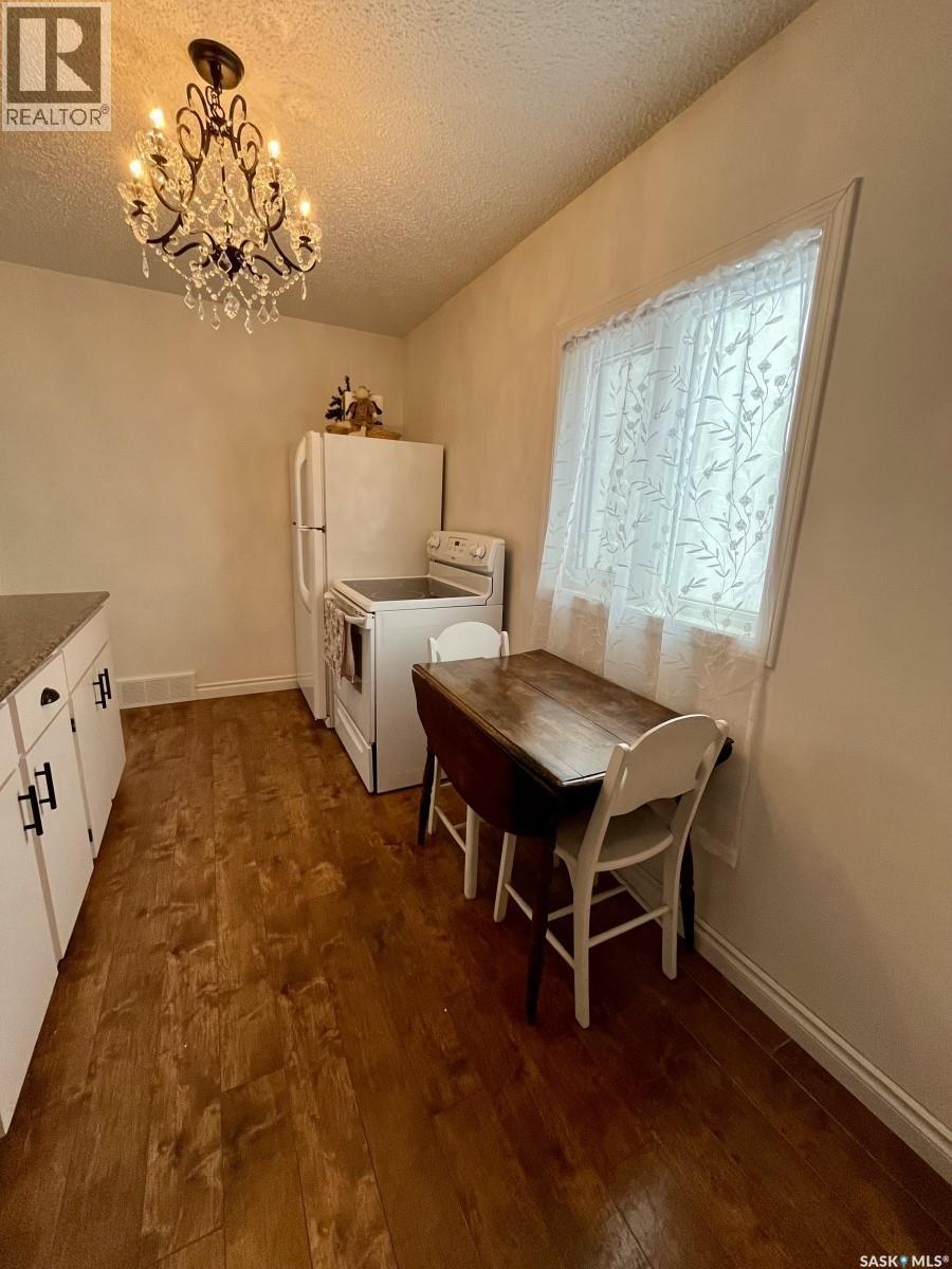 218 24Th Street E, Prince Albert, SK - Indoor