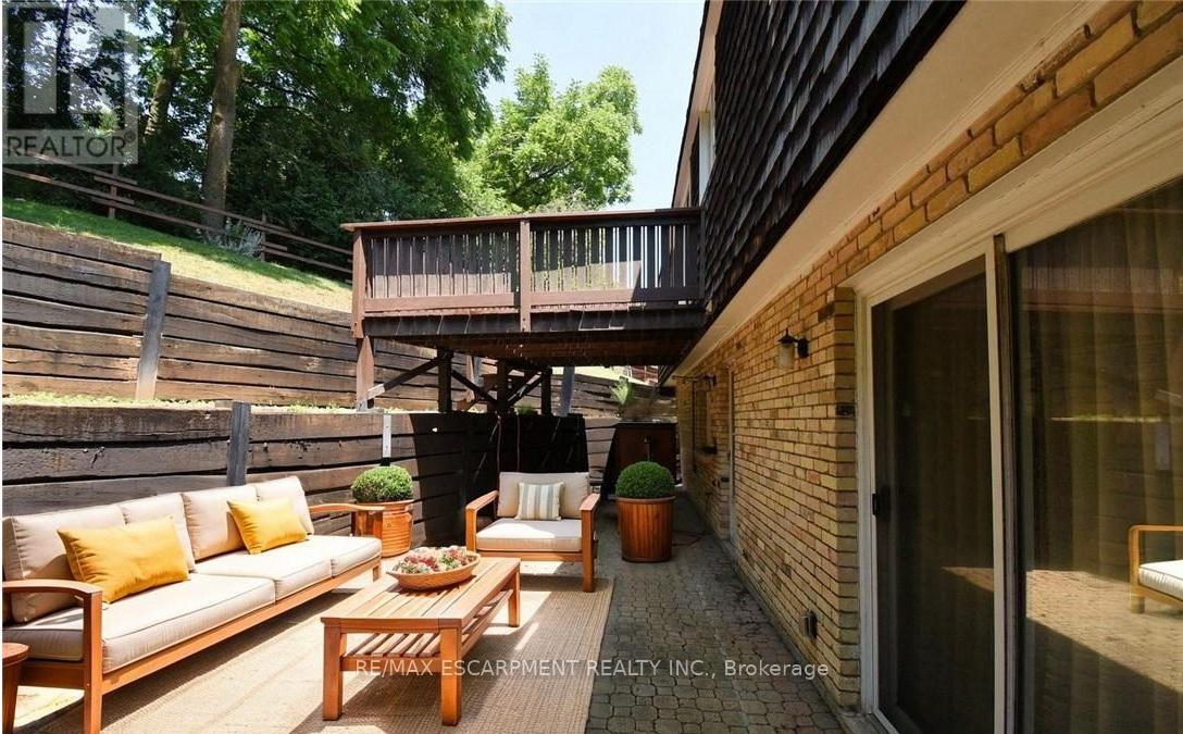 Virtually staged - 30 Terrace Drive, Hamilton, ON - Outdoor With Exterior