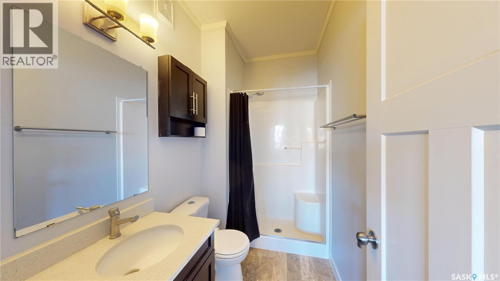 111 720 Baltzan Boulevard, Saskatoon, SK - Indoor Photo Showing Bathroom