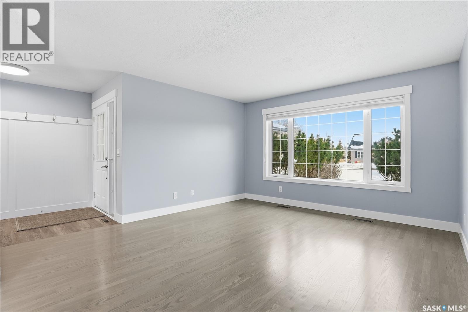 2 Poplar Place, Hepburn, SK - Indoor