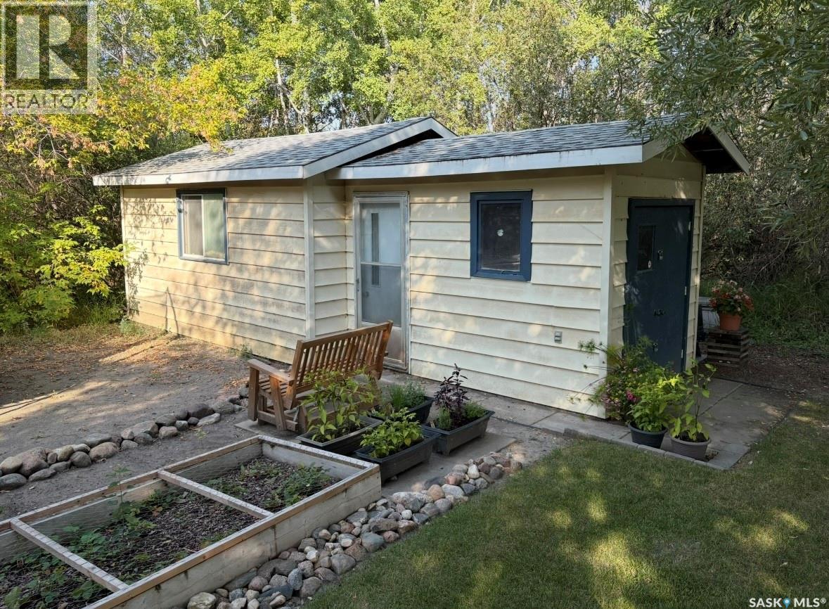 2 Poplar Place, Hepburn, SK - Outdoor