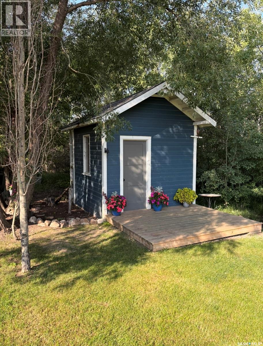 2 Poplar Place, Hepburn, SK - Outdoor
