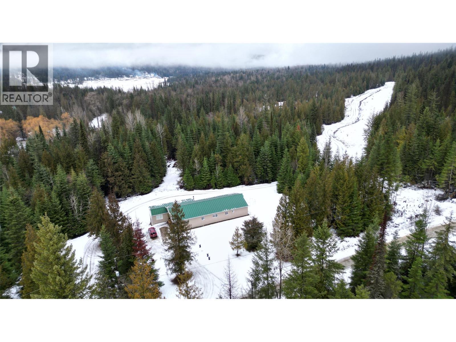 1925 Mcdaniels Road, Castlegar, BC