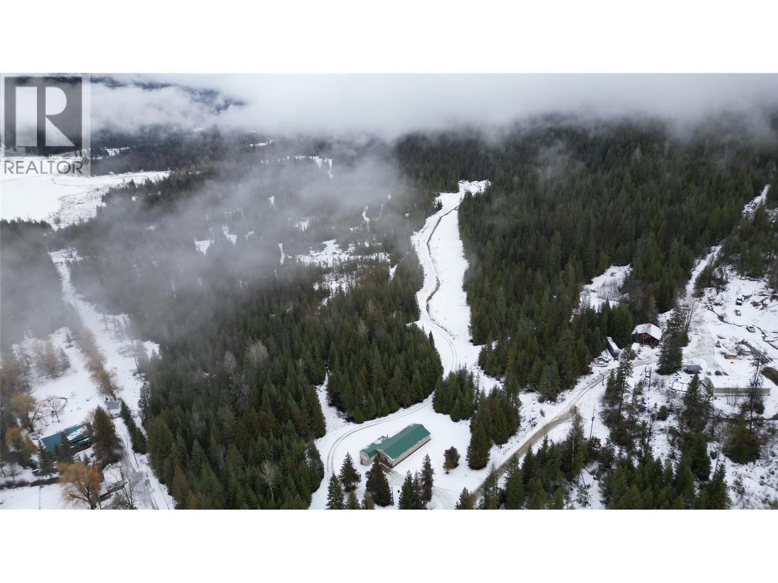 1925 Mcdaniels Road, Castlegar, BC