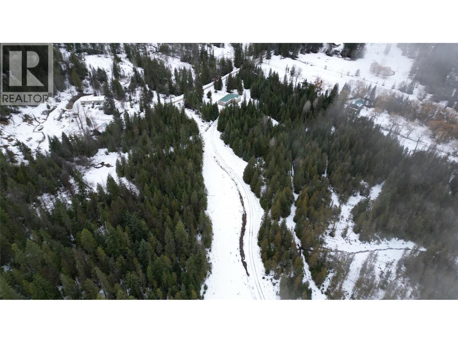 1925 Mcdaniels Road, Castlegar, BC