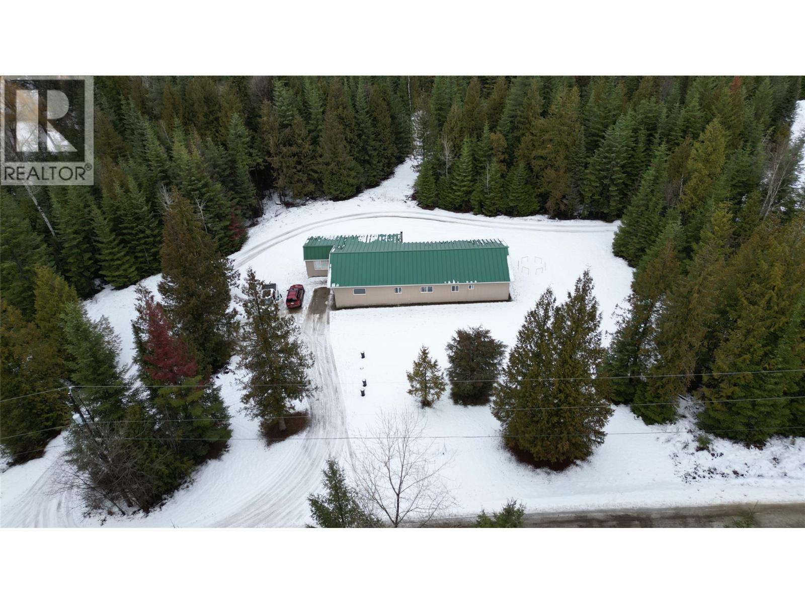1925 Mcdaniels Road, Castlegar, BC