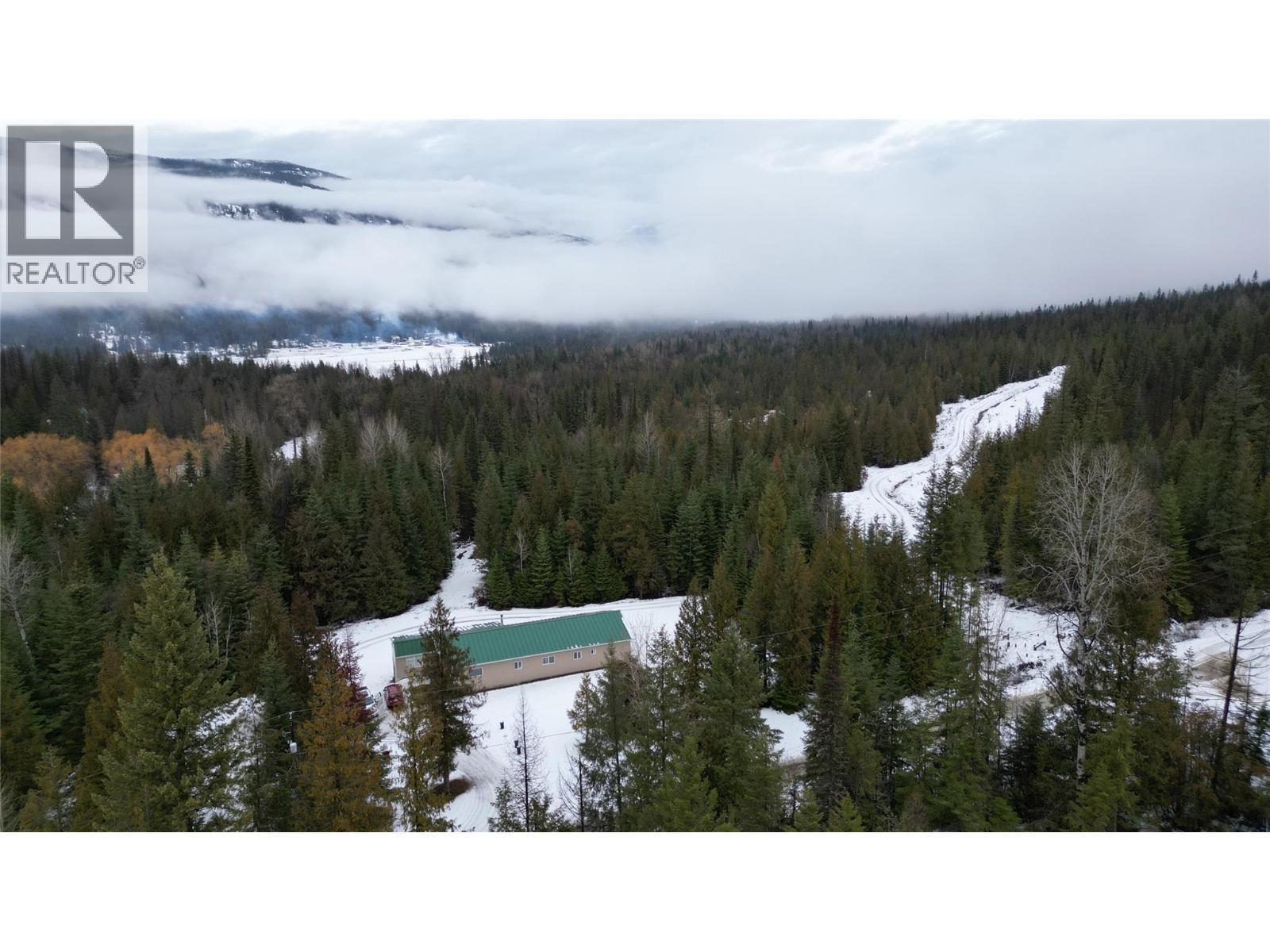 1925 Mcdaniels Road, Castlegar, BC