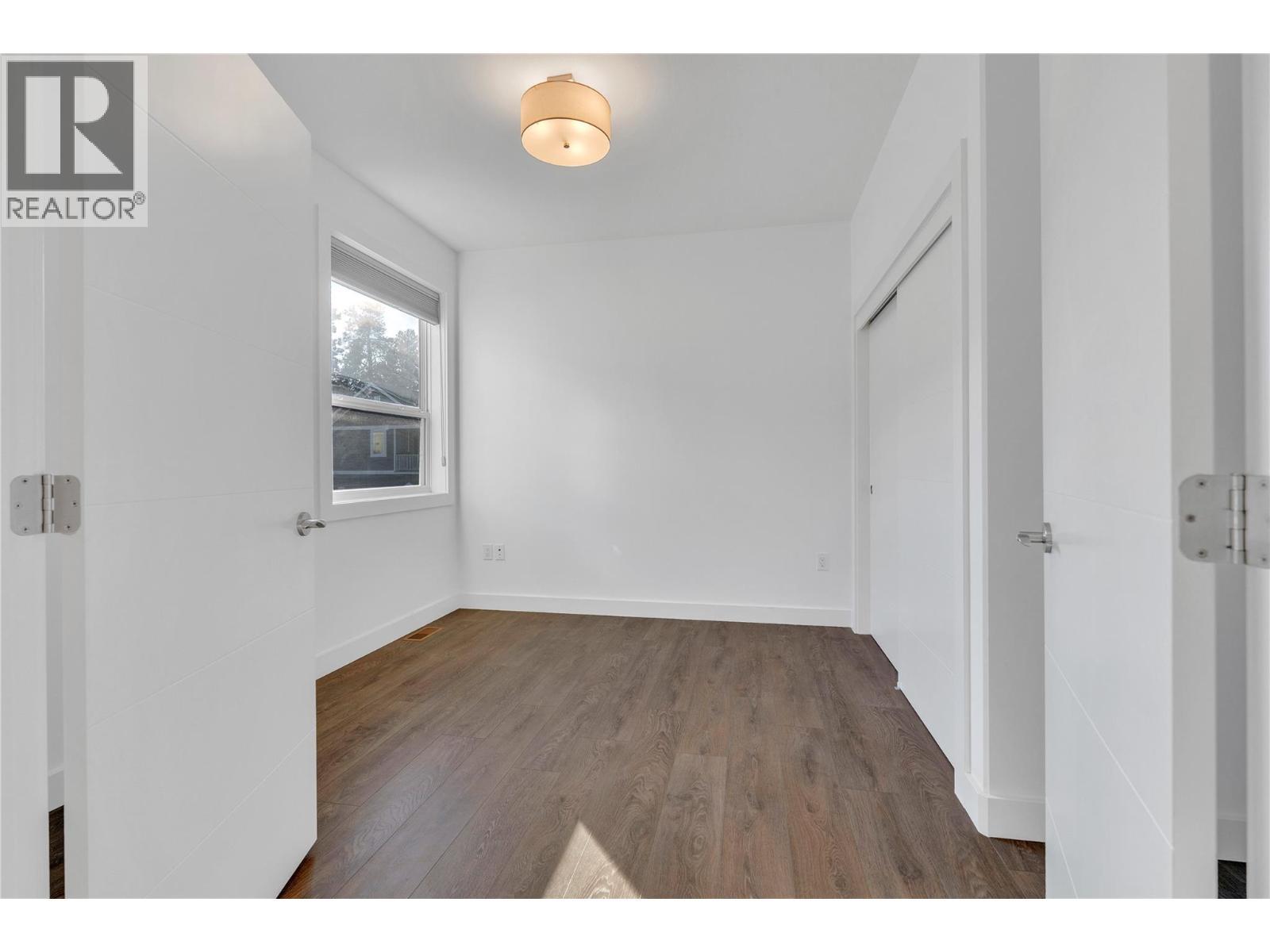 186 Avery Place, Penticton, BC - Indoor Photo Showing Other Room