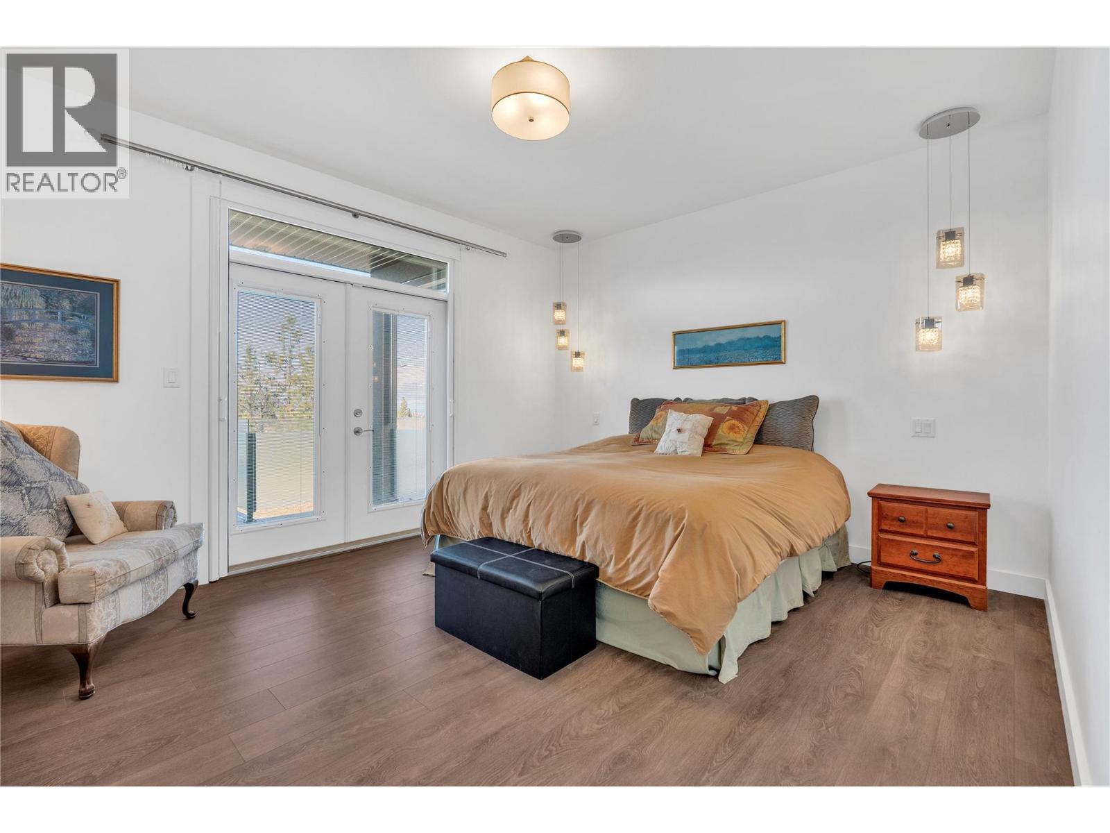 186 Avery Place, Penticton, BC - Indoor Photo Showing Bedroom