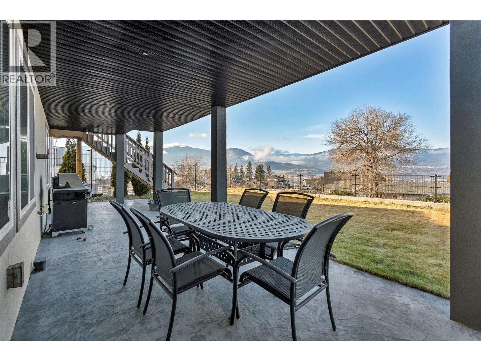186 Avery Place, Penticton, BC - Outdoor With Deck Patio Veranda With Exterior