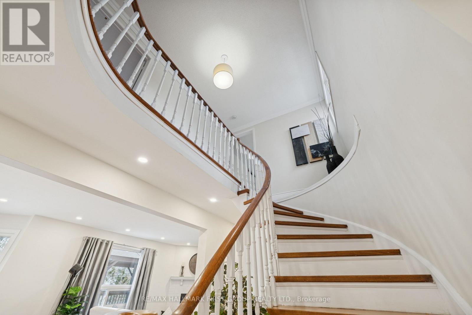 724 Barnes Crescent, Oshawa, ON - Indoor Photo Showing Other Room