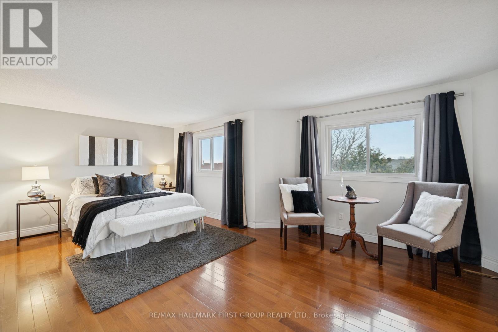 724 Barnes Crescent, Oshawa, ON - Indoor Photo Showing Bedroom