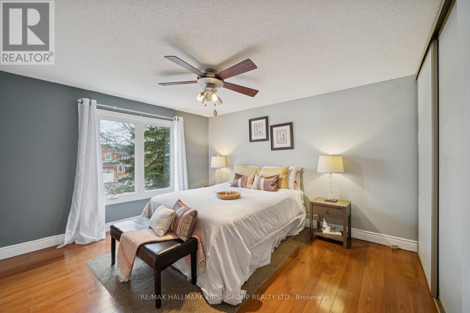 724 Barnes Crescent, Oshawa, ON - Indoor Photo Showing Bedroom