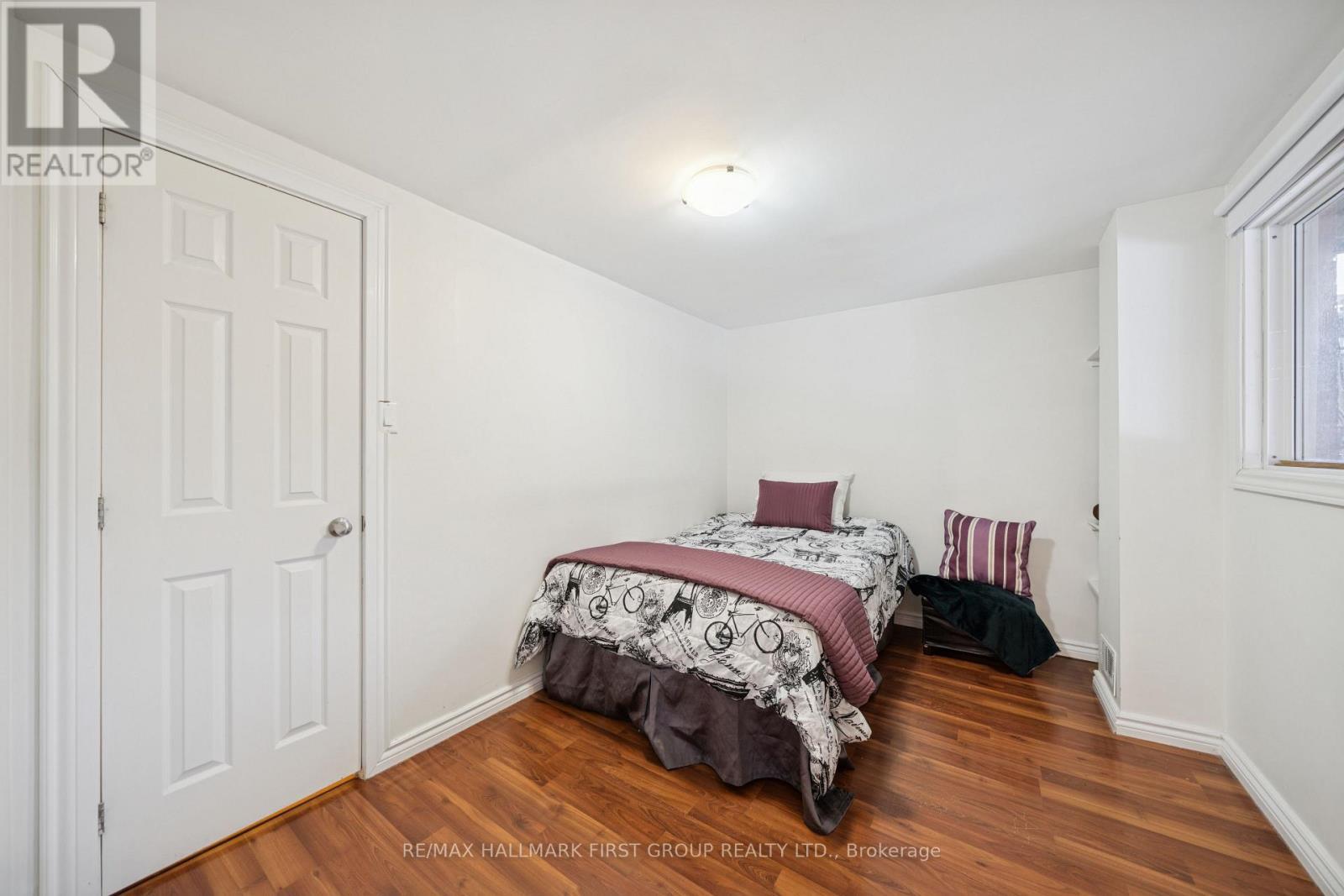 724 Barnes Crescent, Oshawa, ON - Indoor Photo Showing Bedroom