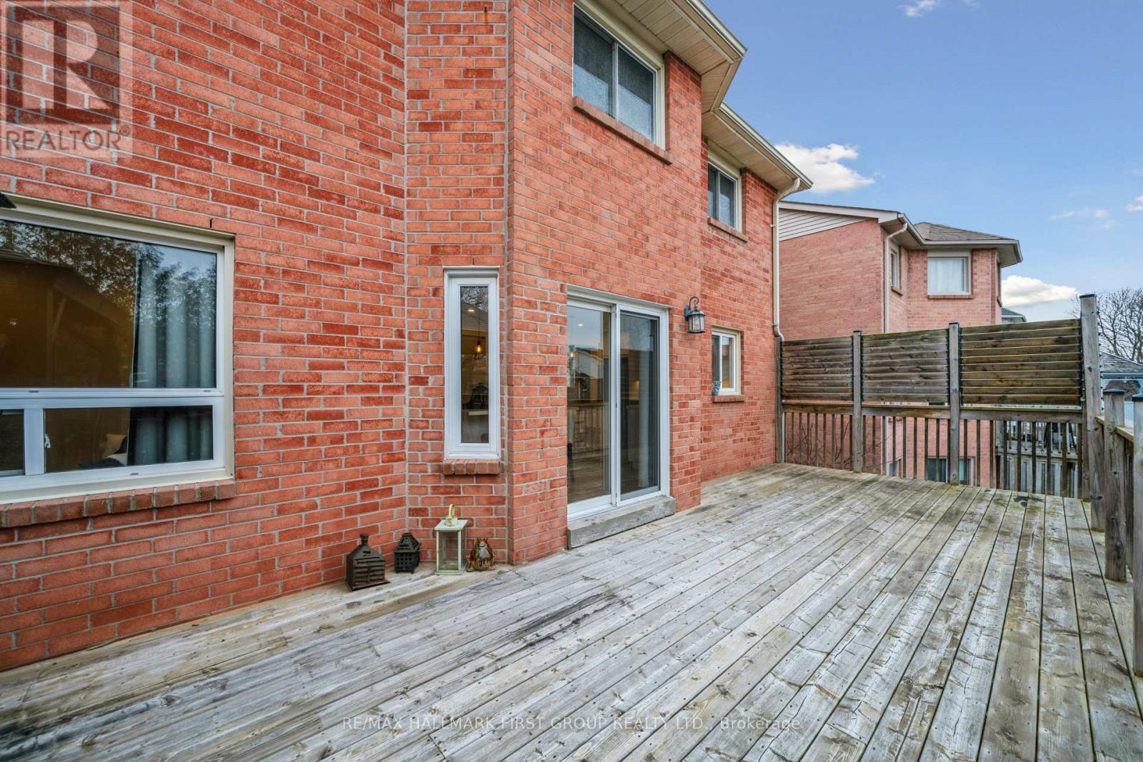 724 Barnes Crescent, Oshawa, ON - Outdoor With Deck Patio Veranda With Exterior