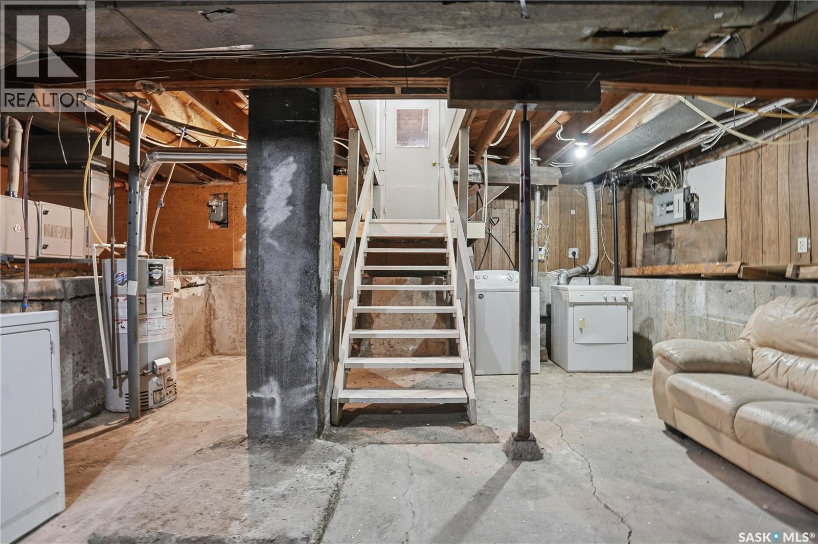 843 Argyle Street, Regina, SK - Indoor Photo Showing Basement