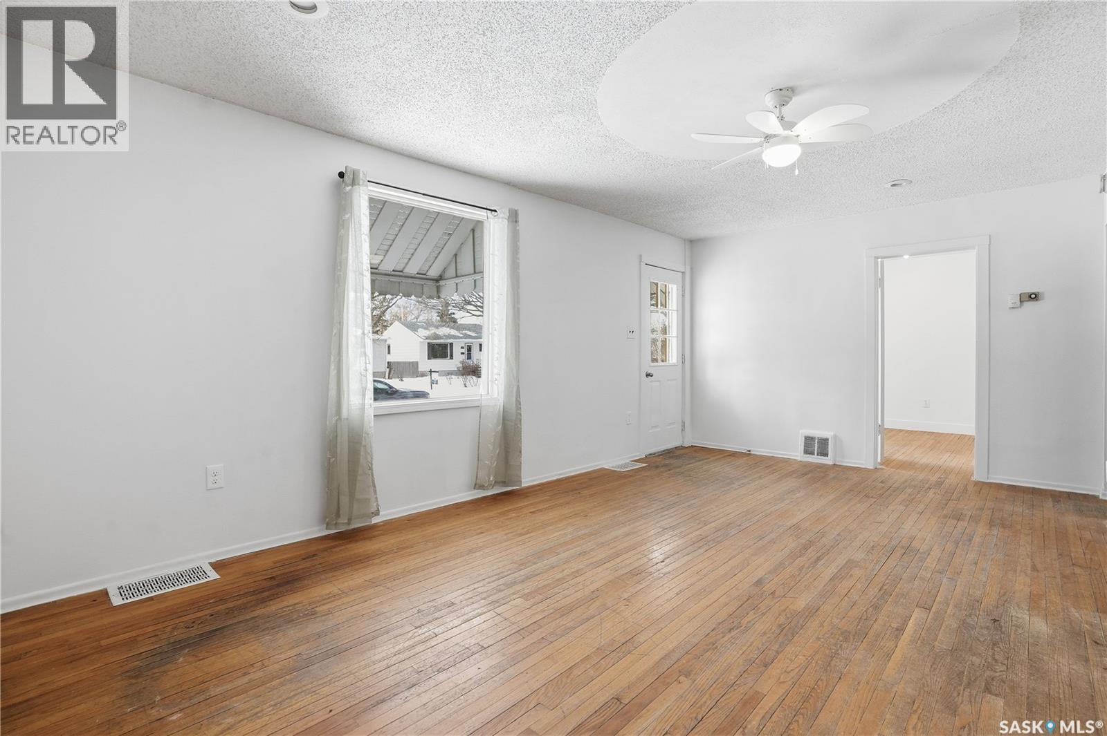 843 Argyle Street, Regina, SK - Indoor Photo Showing Other Room