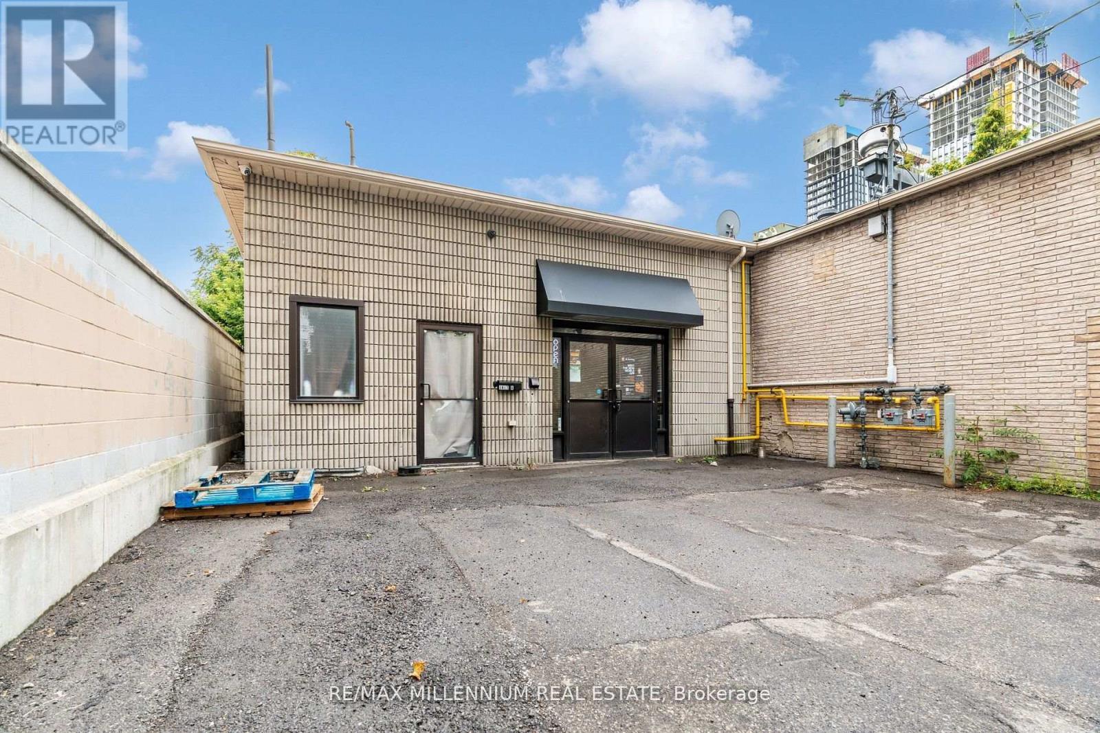 104 Cannon Street E, Hamilton, ON