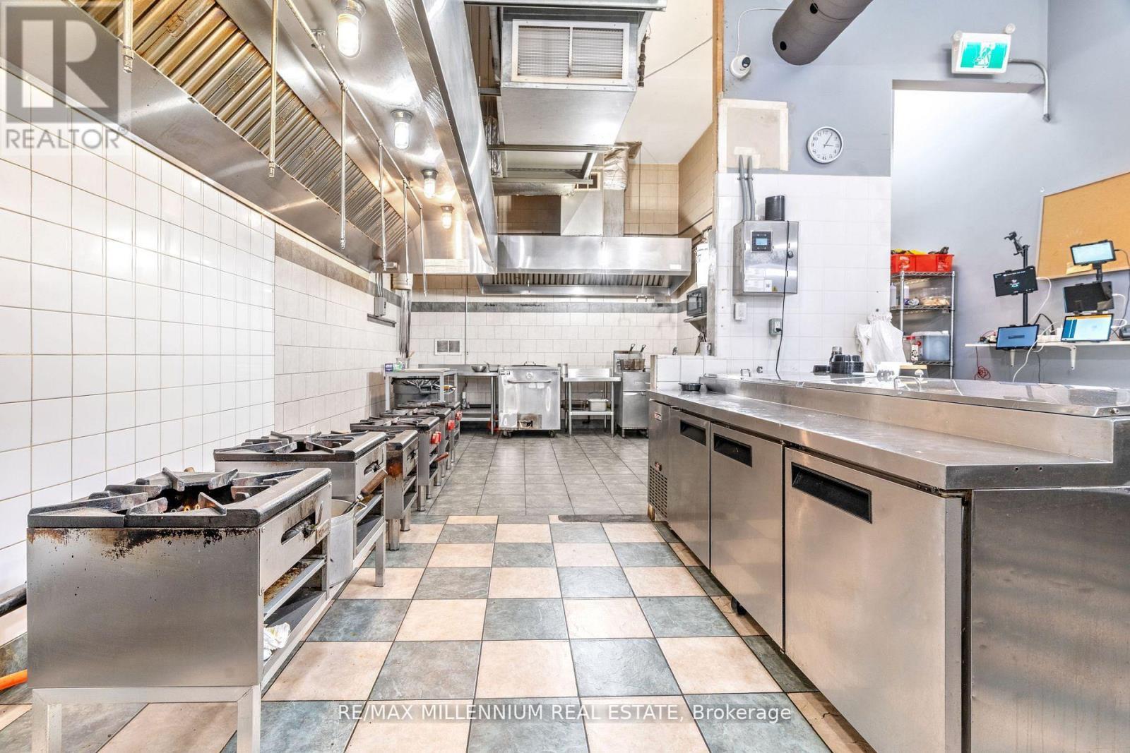 104 Cannon Street E, Hamilton, ON