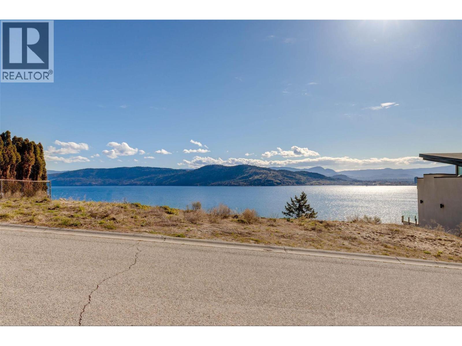 901 Westside Road S Unit# 13, West Kelowna, BC