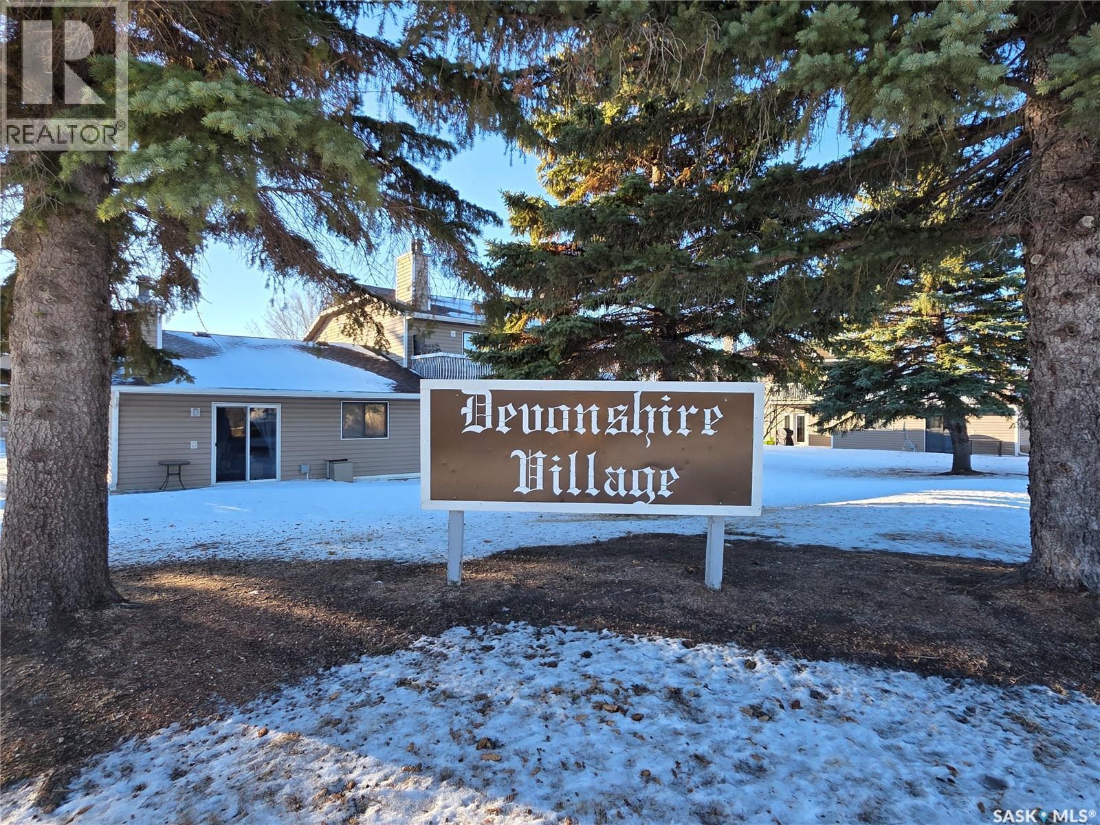 6479 Rochdale Boulevard, Regina, SK - Outdoor