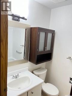 6479 Rochdale Boulevard, Regina, SK - Indoor Photo Showing Bathroom