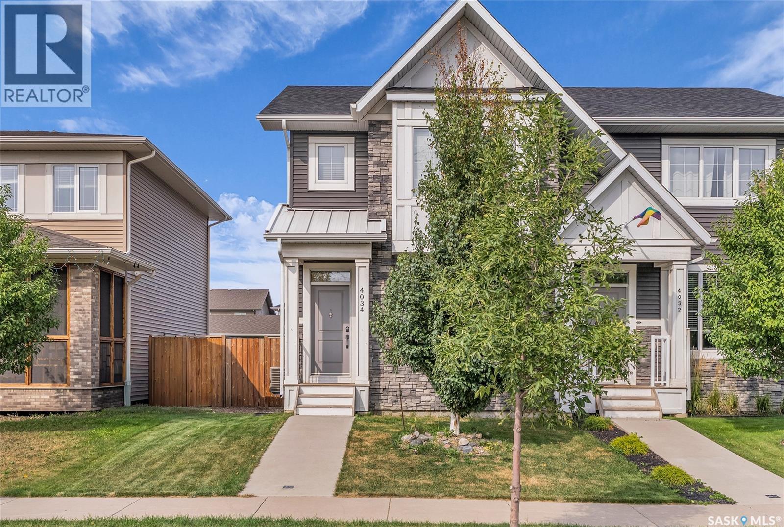 4034 Centennial Drive, Saskatoon, SK - Outdoor With Facade