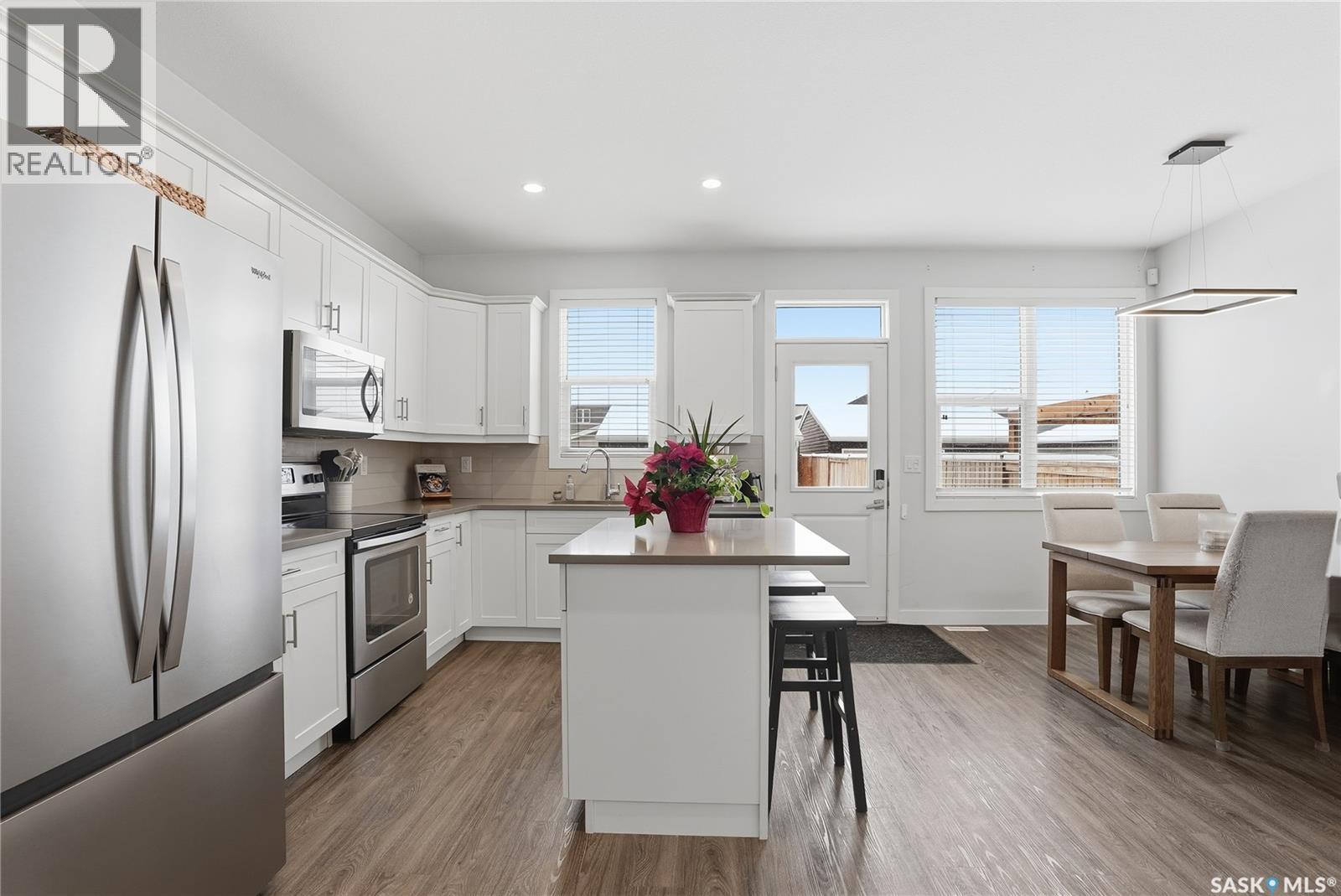 4034 Centennial Drive, Saskatoon, SK - Indoor