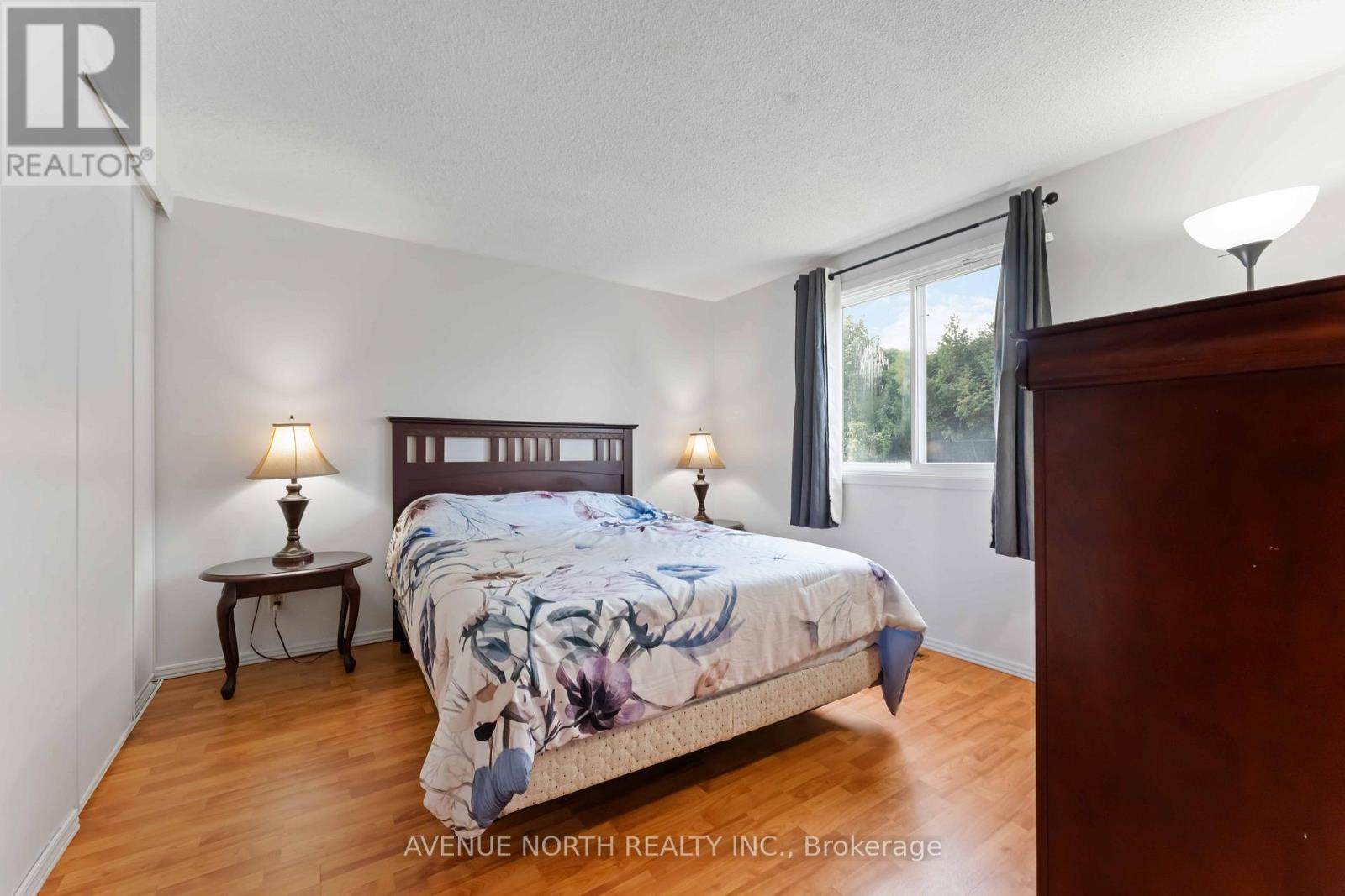 2178 Erinbrook Crescent, Ottawa, ON - Indoor Photo Showing Bedroom