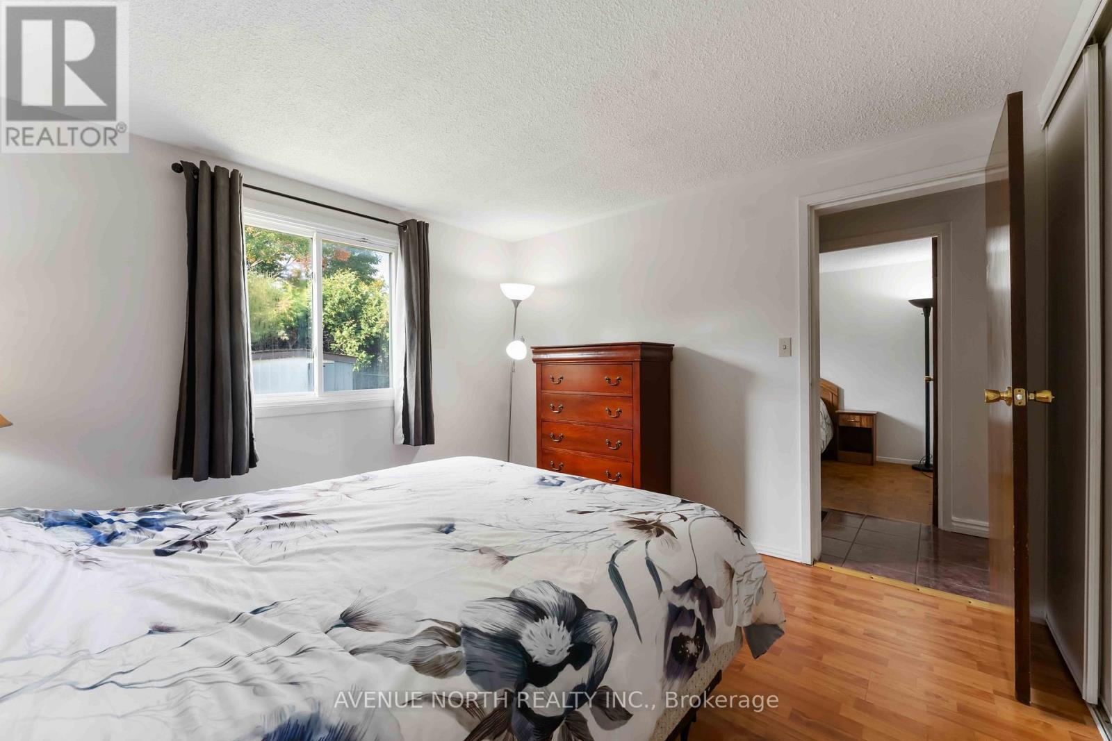 2178 Erinbrook Crescent, Ottawa, ON - Indoor Photo Showing Bedroom