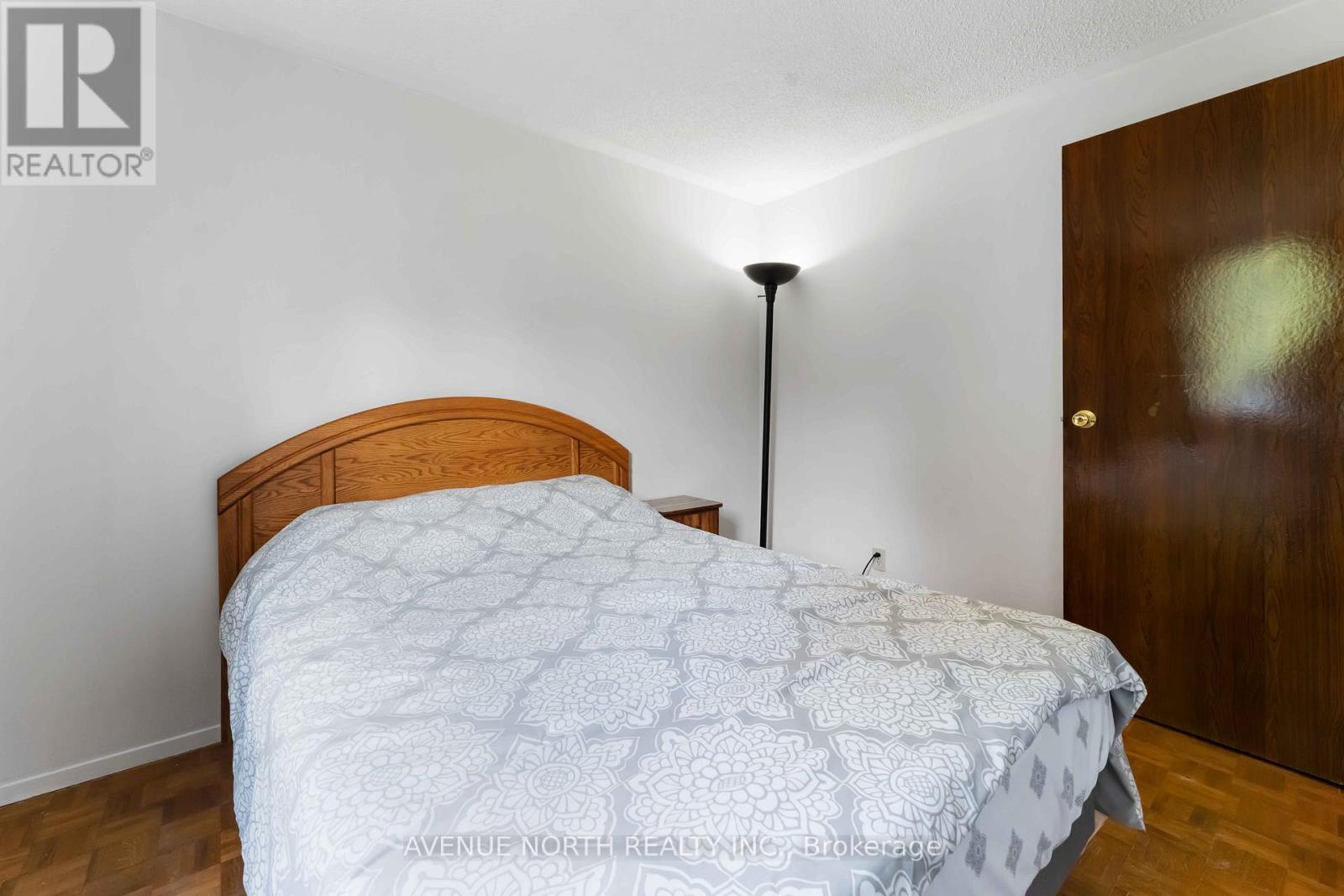 2178 Erinbrook Crescent, Ottawa, ON - Indoor Photo Showing Bedroom