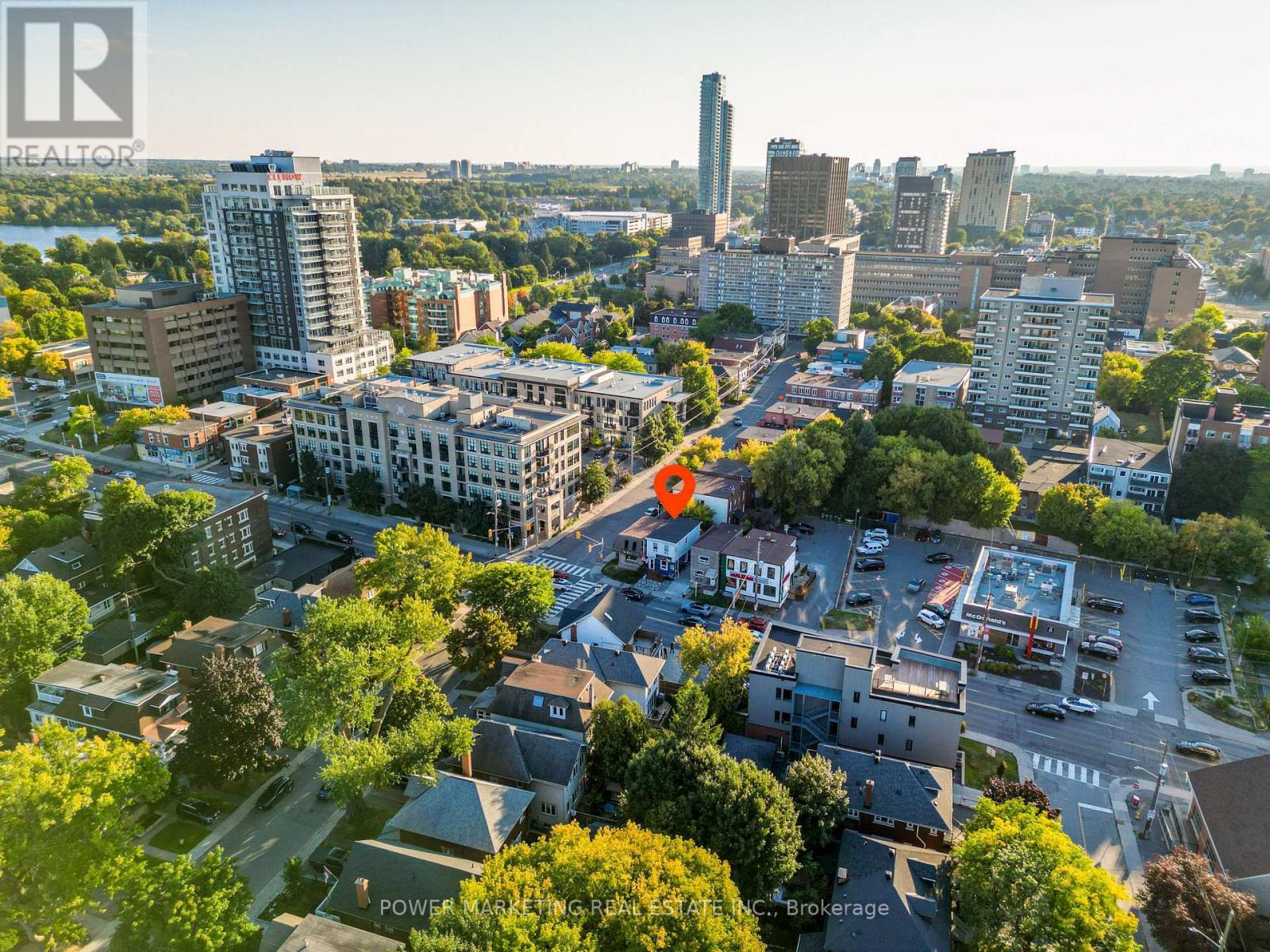 A&B - 684 Bronson Avenue, Ottawa, ON