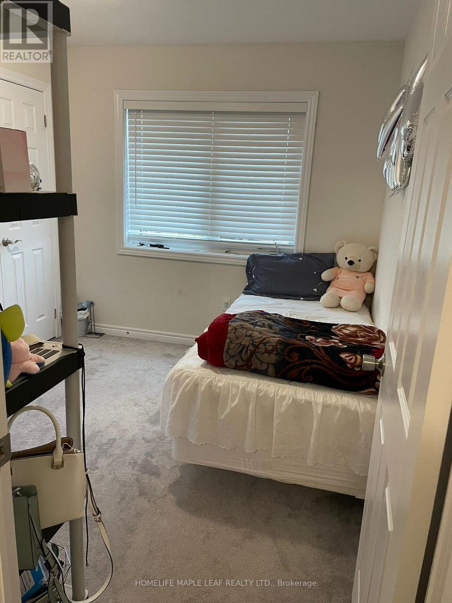 68 - 582 Linden Drive, Cambridge, ON - Indoor Photo Showing Bedroom