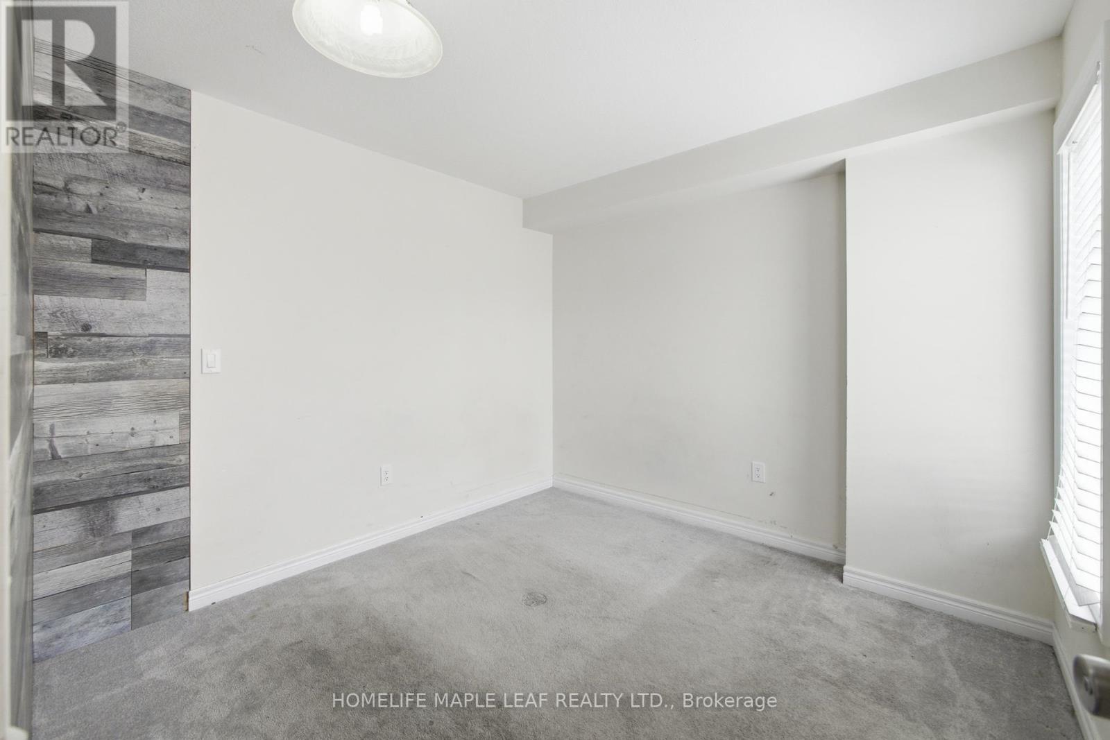 68 - 582 Linden Drive, Cambridge, ON - Indoor Photo Showing Other Room