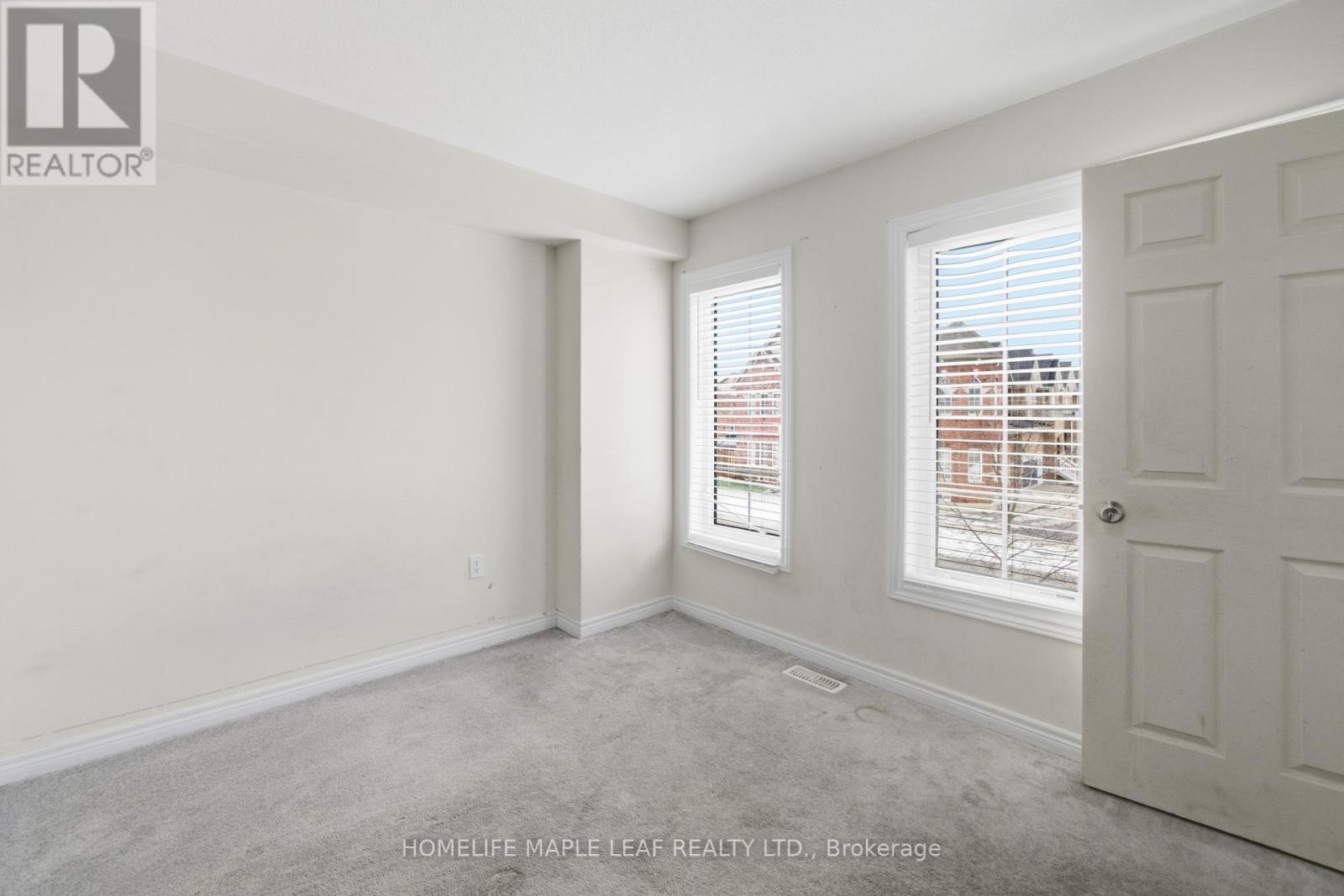 68 - 582 Linden Drive, Cambridge, ON - Indoor Photo Showing Other Room