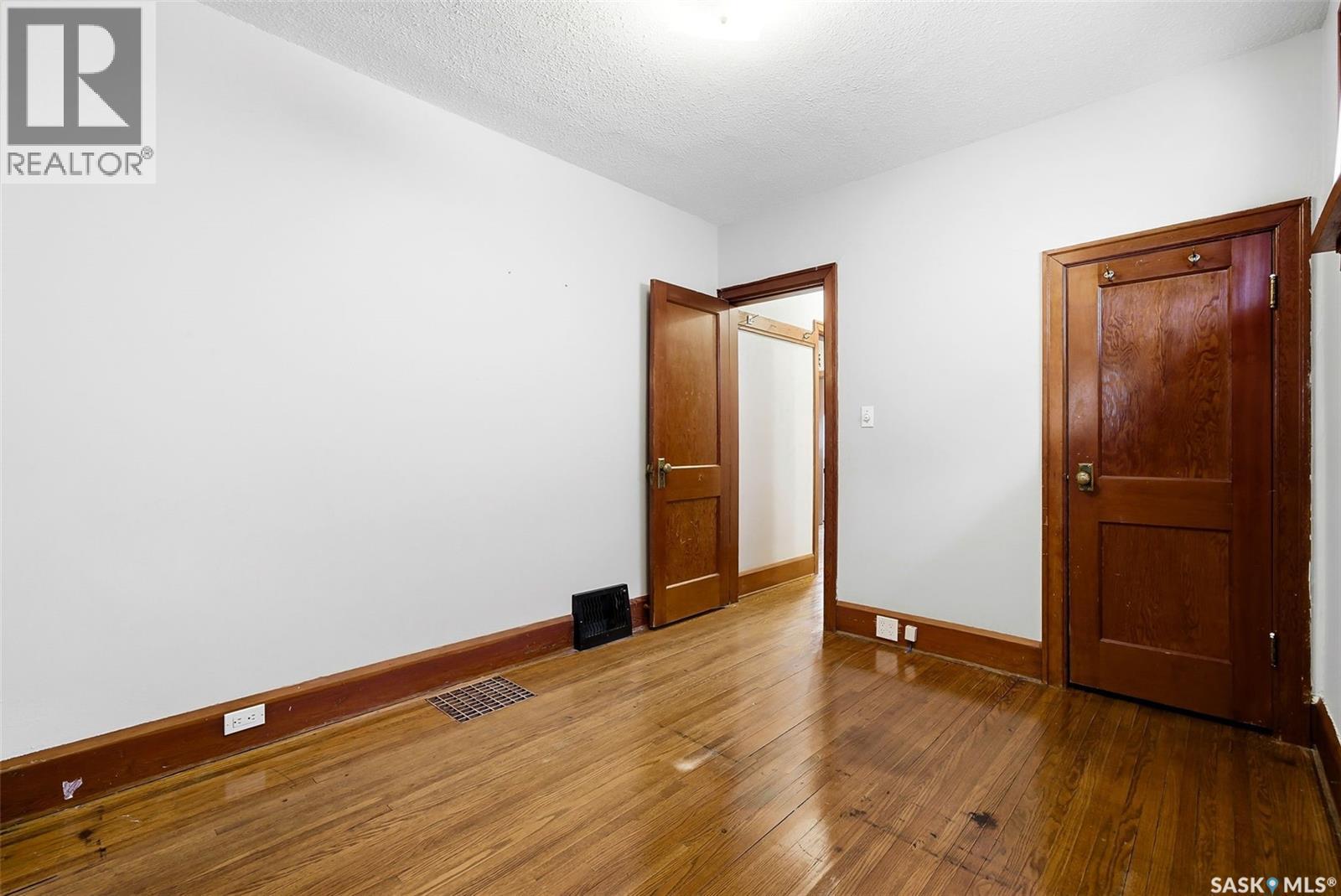 1320 Athol Street, Regina, SK - Indoor Photo Showing Other Room