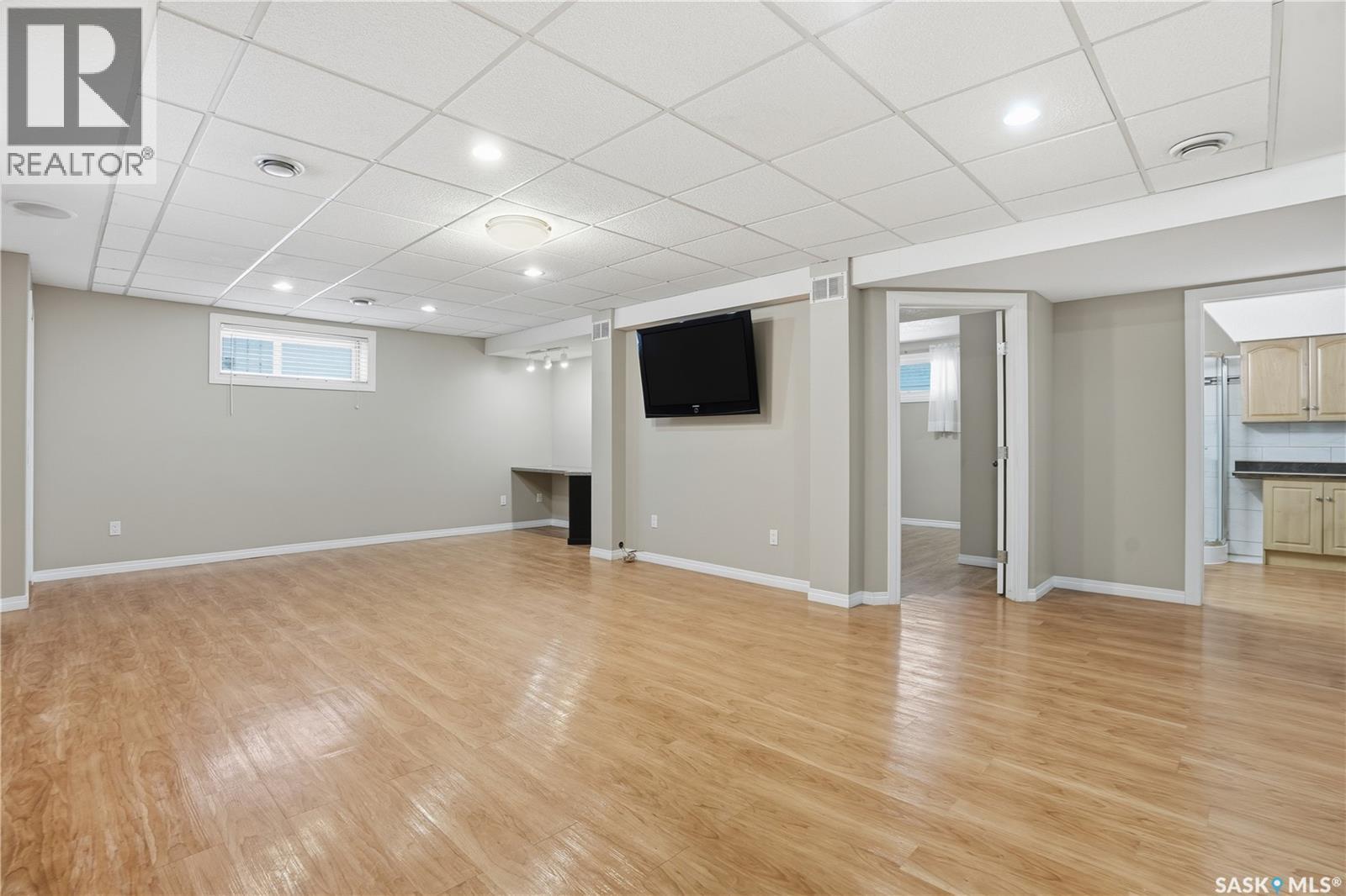 7902 Thrush Street, Regina, SK - Indoor