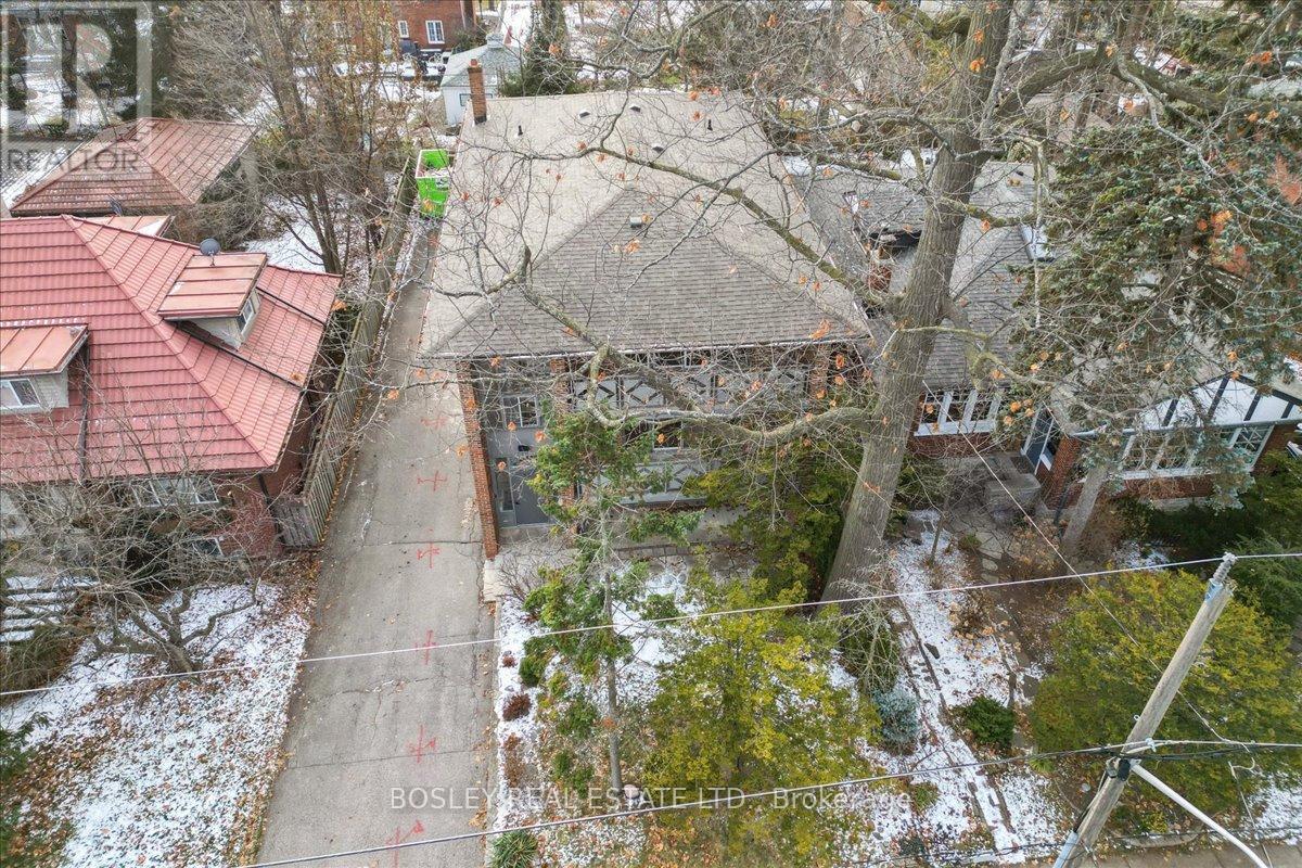 24 Oakwood Avenue, Mississauga, ON - Outdoor