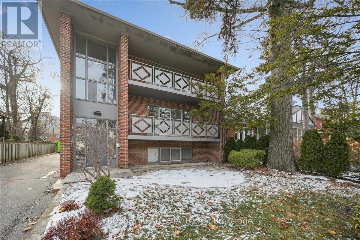 24 Oakwood Avenue, Mississauga, ON - Outdoor