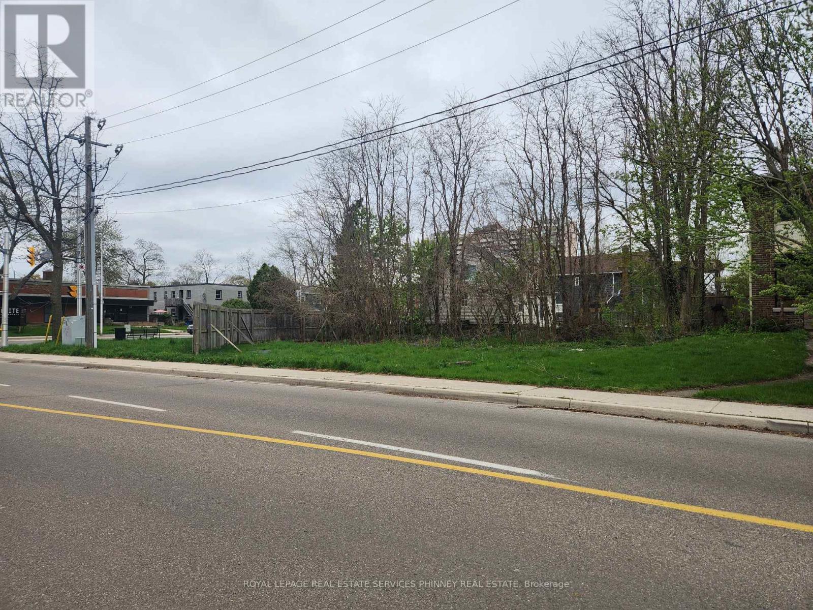 685 Brant Street, Burlington, ON